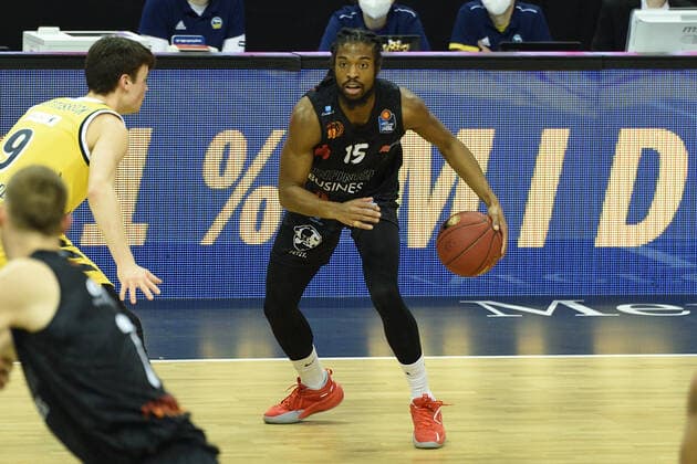 v l Jonas Mattisseck Alba, Marcus Thornton Chemnitz, 07 02 2021, BBL, Alba Berlin vs NINERS Chemnitz , at Mercedes Benz Arena, GER, Berlin, 07 02 2021, BBL, Alba vs NINERS Chemnitz Berlin Copyright: xUwexKoch xEibner-Pressefotox EP_ukh