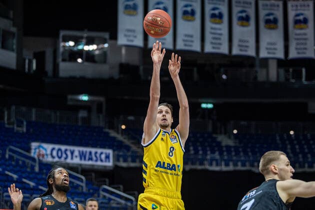 Basketball Berlin 07 02 2021 Season 2020 2021 BBL 1 Bundesliga easyCredit BBL Alba Berlin NINERS Chemnitz Marcus Eriksson Alba Berlin, No 08