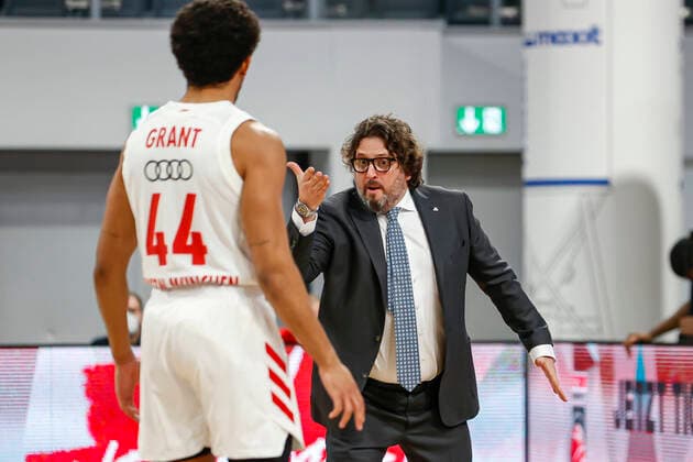 Head Coach Head Coach Andrea Trinchieri Bayern Munich Brose Bamberg Bayern Munich easyCredit BBL Basketball Bundesliga Basketball Season 2020 21 20 Matchday, 07 02 2021 Bamberg, Brose Arena Copyright: DanielxLöb