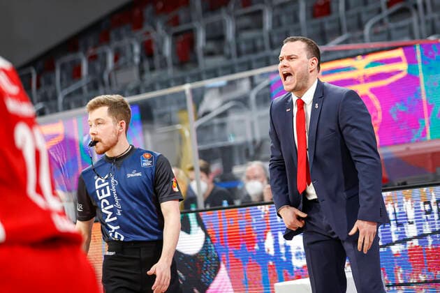 right Headcoach Johan Roijakkers Brose Bamberg Bayern Munich easyCredit BBL Basketball Bundesliga Basketball Season 2020 21 20 Matchday, 07 02 2021 Bamberg, Brose Arena Copyright: DanielxLöb