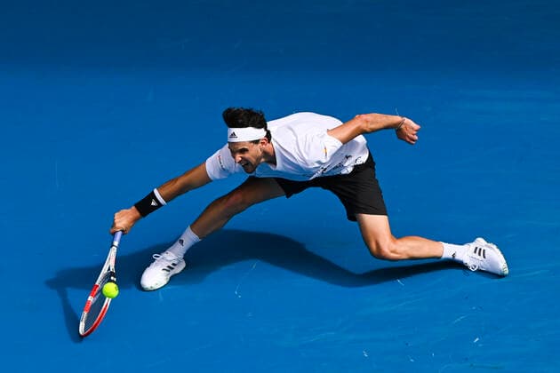 TENNIS AUSTRALIAN OPEN, Dominic Thiem of Austria in action during his first Round Men s singles match against Mikhail Kukushkin of Kazakhstan on Day 1 of the Australian Open at Melbourne Park in Melbourne, Monday, February 8, 2021. ( NO ARCHIVING, EDITORIAL USE ONLY, NO USE IN BOOKS WITHOUT CONSENT MELBOURNE VIC AUSTRALIA  Copyright: xDAVExHUNTx 20210208001519125169