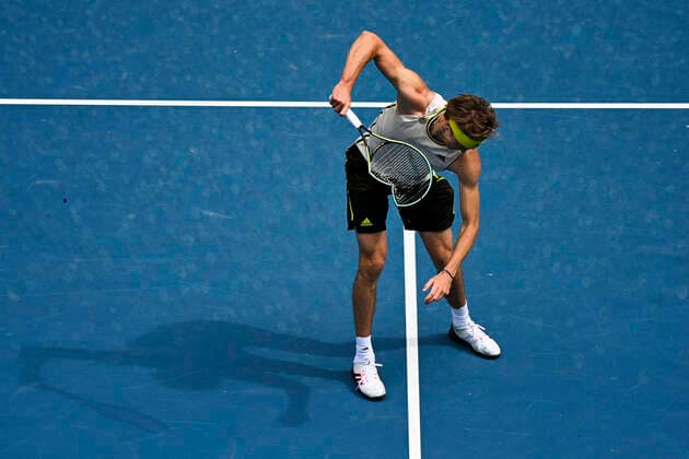 TENNIS AUSTRALIAN OPEN, Alexander Zverev of Germany smashes a racquet during his first Round Men s singles match against Marcos Giron of the United States of America on Day 1 of the Australian Open at Melbourne Park in Melbourne, Monday, February 8, 2021. ( NO ARCHIVING, EDITORIAL USE ONLY, NO USE IN BOOKS WITHOUT CONSENT MELBOURNE VIC AUSTRALIA  Copyright: xDEANxLEWINSx 20210208001519126580