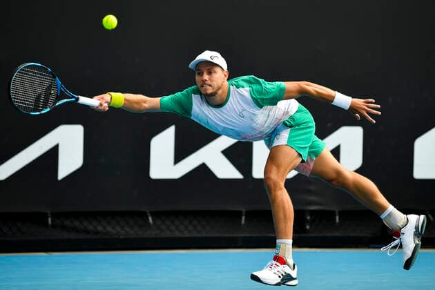 TENNIS AUSTRALIAN OPEN, James Duckworth of Australia in action during his first Round Men s singles match against Damir Dzumhur of Bosnia and Herzegovina on Day 1 of the Australian Open at Melbourne Park in Melbourne, Monday, February 8, 2021. ( NO ARCHIVING, EDITORIAL USE ONLY, NO USE IN BOOKS WITHOUT CONSENT MELBOURNE VIC AUSTRALIA  Copyright: xJAMESxROSSx 20210208001519132193