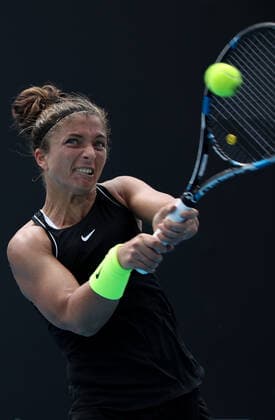 (210208) -- MELBOURNE, Feb. 8, 2021 -- Sara Errani returns a shot during the women s singles first round match between Wang Qiang of China and Sara Errani of Italy at the Australian Open in Melbourne Park, Melbourne, Australia on Feb. 8, 2021. Bai Xuefei) (SP)AUSTRALIA-MELBOURNE-TENIS-AUSTRALIAN OPEN BaixXuefeihujingchen 