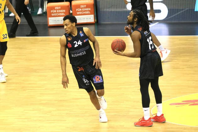 DEU, GER,1 BBL Alba Berlin vs Chemnitz, 07 02 2021, Mercedes Benz Arena, Berlin, DEU, GER,1 BBL Alba Berlin vs Chemnitz, in picture George King Chemnitz 24 , Marcus Thornton Chemnitz 15 nordphotoxGmbHx xEngler nph00076