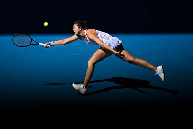 TENNIS AUSTRALIAN OPEN, Margarita Gasparyan of Russia in action during her first Round Women s singles match against Garbine Muguruza of Spain on Day 2 of the Australian Open at Melbourne Park in Melbourne, Tuesday, February 9, 2021. ( NO ARCHIVING, EDITORIAL USE ONLY, NO USE IN BOOKS WITHOUT CONSENT MELBOURNE VIC AUSTRALIA  Copyright: xDAVExHUNTx 20210209001519309510