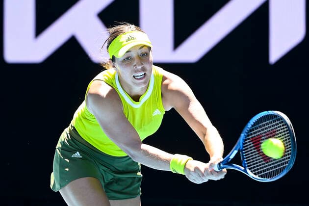 TENNIS AUSTRALIAN OPEN, Jessica Pegula of the United States of America in action during her first Round Women s singles match against Victoria Azarenka of Belarus on Day 2 of the Australian Open at Melbourne Park in Melbourne, Tuesday, February 9, 2021. ( NO ARCHIVING, EDITORIAL USE ONLY, NO USE IN BOOKS WITHOUT CONSENT MELBOURNE VIC AUSTRALIA  Copyright: xDAVExHUNTx 20210209001519325314