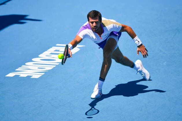 TENNIS AUSTRALIAN OPEN, Karen Khachanov of Russia in action during his first Round Men s singles match against Aleksandar Vukic of Australia on Day 2 of the Australian Open at Melbourne Park in Melbourne, Tuesday, February 9, 2021. ( NO ARCHIVING, EDITORIAL USE ONLY, NO USE IN BOOKS WITHOUT CONSENT MELBOURNE VIC AUSTRALIA  Copyright: xDAVExHUNTx 20210209001519348260