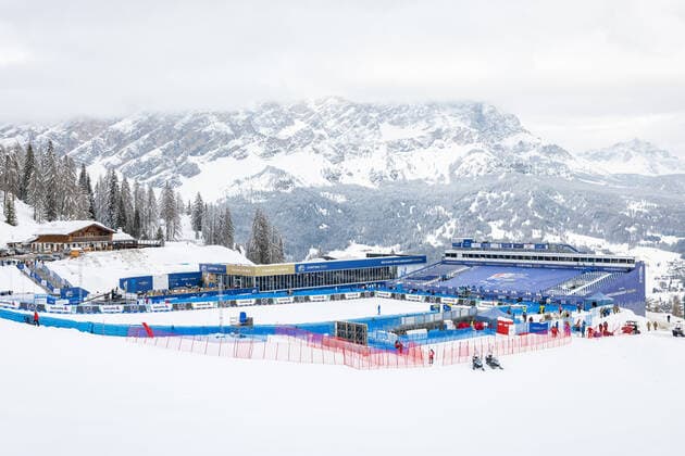 09.02.2021, Cortina, ITA, FIS Weltmeisterschaften Ski Alpin, Super G, Damen, im Bild Übersicht Stadio delle Tofane Overview Stadio delle Tofane during Ladies Super G of FIS Alpine Ski World Championships 2021 in Cortina, Italy on 2021 02 09. **** ONLY GER;FRA;ITA;ESP;SUISSE;GBR **** Cortina *** 09 02 2021, Cortina, ITA, FIS Alpine World Ski Championships, Super G, Ladies, in picture Overview Stadio delle Tofane Overview Stadio delle Tofane during Ladies Super G of FIS Alpine Ski World Championships 2021 in Cortina, Italy on 2021 02 09 ONLY GER FRA ITA ESP SUISSE GBR Cortina  EP_gro  