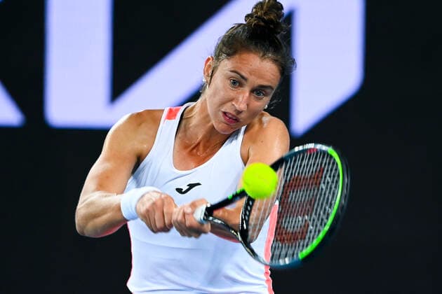 TENNIS AUSTRALIAN OPEN, Sara Sorribes Tormo of Spain in action during her first Round Women s singles match against Daria Gavrilova of Australia on Day 2 of the Australian Open at Melbourne Park in Melbourne, Tuesday, February 9, 2021. ( NO ARCHIVING, EDITORIAL USE ONLY, NO USE IN BOOKS WITHOUT CONSENT MELBOURNE VIC AUSTRALIA  Copyright: xDAVExHUNTx 20210209001519377253