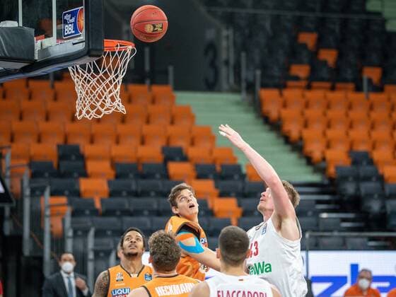 Leon Radosevic FC Bayern, 43 , ratiopharm Ulm vs FC Bayern Basketball, Basketball, Bundesliga, easycredit, 17 Spieltag, Saison 2020 2021, 09 02 2021, ratiopharm Ulm vs FC Bayern Basketball, Basketball, Bundesliga, easycredit, 17 Spieltag, Saison 2020 2021, 09 02 2021 Neu Ulm Copyright: xEIBNER SaschaxWaltherx EP_EER