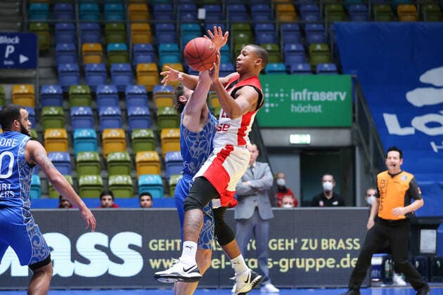 Basketball Bundesliga,Fraport Skyliners Brose Bamberg,2021 02 09,GER, at Hall Devon, Brose Bamberg, 22 , ,Eibner Pressefoto Uli Scherbaum Fraport Skyliners Brose Bamberg Frankfurt Copyright: xEibner-Pressefoto UlrichxScherbaumx EP_usm