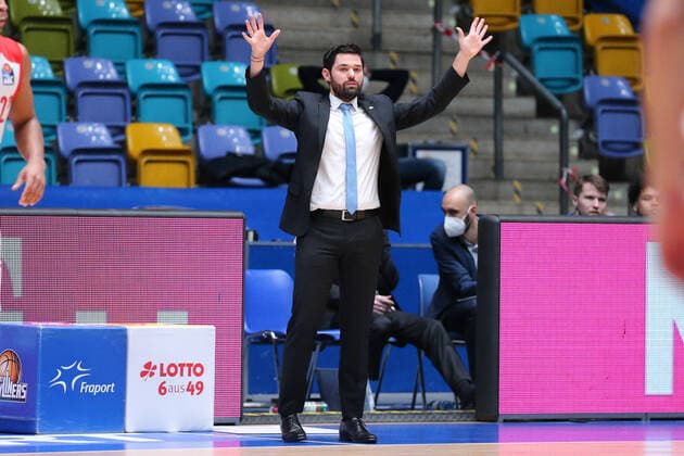 Basketball Bundesliga,Fraport Skyliners Brose Bamberg,2021 02 09,GER, im Gleim Sebastian, HC Fraport Skyliners , ,Eibner Pressefoto Uli Scherbaum Fraport Skyliners Brose Bamberg Frankfurt Copyright: xEibner-Pressefoto UlrichxScherbaumx EP_usm