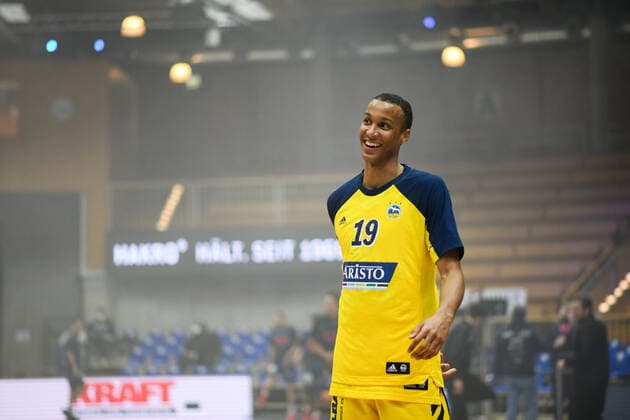 Louis Olinde ALBA Berlin before the game, GER, HAKRO Merlins Crailsheim vs Alba Berlin, 09 02 2021, 17 matchday easycredit Basketball Bundesliga, season 2020 2021 GER, HAKRO Merlins Crailsheim vs Alba Berlin, 09 02 2021, 17 matchday easycredit Basketball Bundesliga, season 2020 2021 Crailsheim Copyright: xEibnerxPressefoto MichaelxMemmlerx EP_MMR