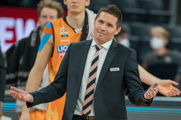 Jaka Lakovic Ratiopharm Ulm coach , dissatisfied, ratiopharm Ulm vs FC Bayern Basketball, Basketball, Bundesliga, easycredit, 17 Spieltag, Saison 2020 2021, 09 02 2021, ratiopharm Ulm vs FC Bayern Basketball, Basketball, Bundesliga, easycredit, 17 Spieltag, Saison 2020 2021, 09 02 2021 Neu Ulm Copyright: xEIBNER SaschaxWaltherx EP_EER