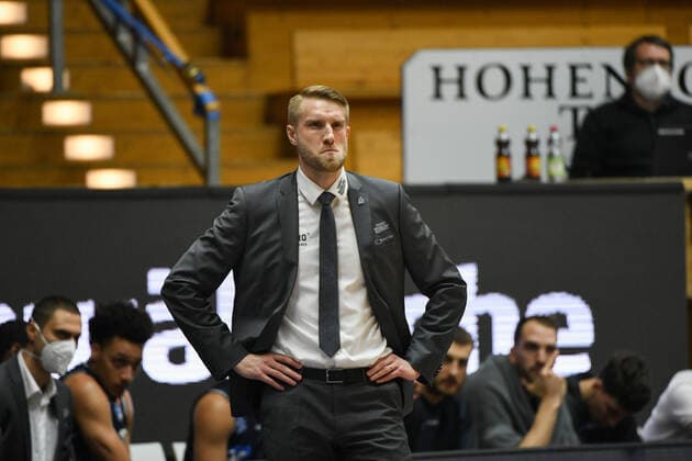Head coach Tuomas Iisalo HAKRO Merlins Crailsheim is unhappy, GER, HAKRO Merlins Crailsheim vs Alba Berlin, 09 02 2021, 17 matchday easycredit Basketball Bundesliga, season 2020 2021 GER, HAKRO Merlins Crailsheim vs Alba Berlin, 09 02 2021, 17 matchday easycredit Basketball Bundesliga, season 2020 2021 Crailsheim Copyright: xEibnerxPressefoto MichaelxMemmlerx EP_MMR