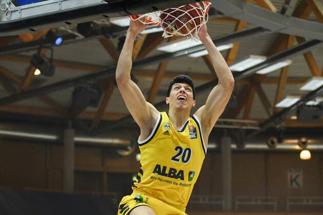 Simone Fontecchio ALBA Berlin at the basket, GER, HAKRO Merlins Crailsheim vs Alba Berlin, 09 02 2021, 17 Matchday easycredit Basketball Bundesliga, Season 2020 2021 GER, HAKRO Merlins Crailsheim vs Alba Berlin, 09 02 2021, 17 Matchday easycredit Basketball Bundesliga, Season 2020 2021 Crailsheim Copyright: xEibnerxPressefoto MichaelxMemmlerx EP_MMR