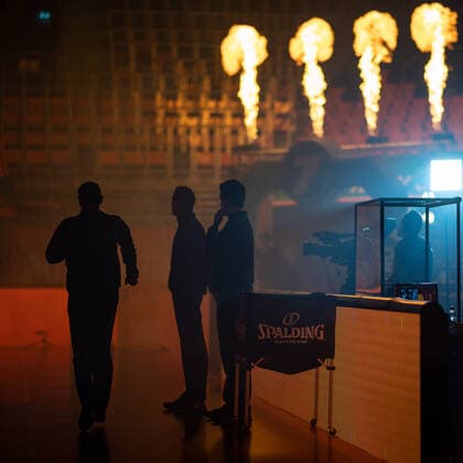 Referee team warming up while the umps enter, Christoph Madinger, Enrico Streit and Moritz Reiter, ratiopharm Ulm vs FC Bayern Basketball, Basketball, Bundesliga, easycredit, 17 Spieltag, Saison 2020 2021, 09 02 2021, ratiopharm Ulm vs FC Bayern Basketball, Basketball, Bundesliga, easycredit, 17 Spieltag, Saison 2020 2021, 09 02 2021 Neu Ulm Copyright: xEIBNER SaschaxWaltherx EP_EER