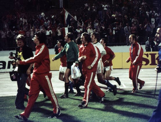 20 06 76 CSSR Germany Yugoslavia, Belgrade, 20 06 1976, Football, UEFA European Championship 1976 in Yugoslavia, Final, CSSR DFB Germany 5 3 i E CSSR players celebrate victory