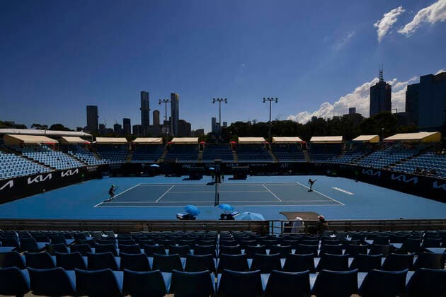 TENNIS AUSTRALIAN OPEN, Empty seats are seen as Garbine Muguruza of Spain plays her second Round Women s singles match against Luidmila Samsonova of Russia on Day 3 of the Australian Open at Melbourne Park in Melbourne, Wednesday, February 10, 2021. ( NO ARCHIVING, EDITORIAL USE ONLY, NO USE IN BOOKS WITHOUT CONSENT MELBOURNE VIC AUSTRALIA  Copyright: xJAMESxROSSx 20210210001519548000
