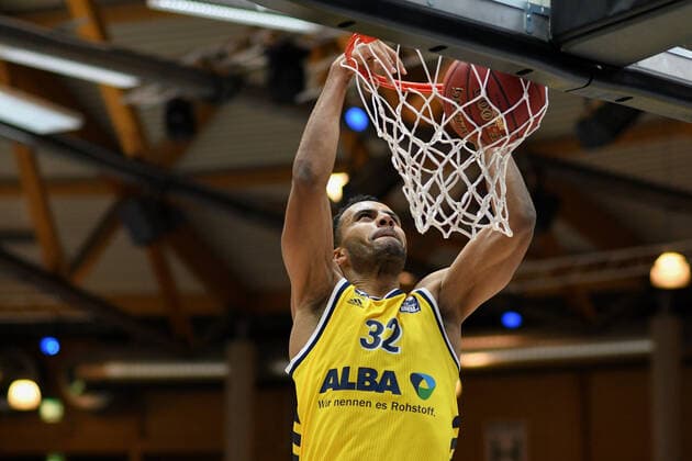 Johannes Thiemann ALBA Berlin at the basket, GER, HAKRO Merlins Crailsheim vs Alba Berlin, 09 02 2021, 17 Matchday easycredit Basketball Bundesliga, Season 2020 2021 GER, HAKRO Merlins Crailsheim vs Alba Berlin, 09 02 2021, 17 Matchday easycredit Basketball Bundesliga, Season 2020 2021 Crailsheim Copyright: xEibnerxPressefoto MichaelxMemmlerx EP_MMR