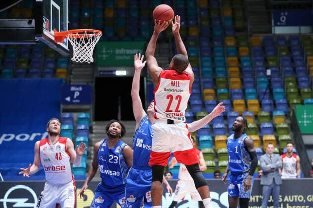 Basketball Bundesliga,Fraport Skyliners Brose Bamberg,2021 02 09,GER, at Hall Devon, Brose Bamberg, 22 , ,Eibner Pressefoto Uli Scherbaum Fraport Skyliners Brose Bamberg Frankfurt Copyright: xEibner-Pressefoto UlrichxScherbax EP_usm