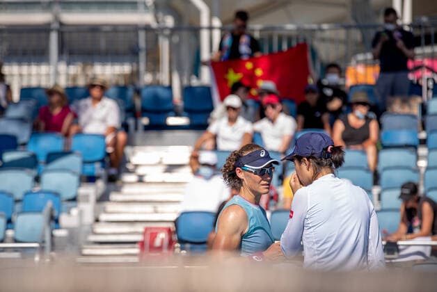 (210210) -- MELBOURNE, Feb. 10, 2021 -- Zhang Shuai (R) Samantha Stosur talk during the women s doubles first round match between Canada s Leylah Annie Fernandez Britain s Heather Watson and China s Zhang Shuai Australia s Samantha Stosur at the Australian Open in Melbourne Park, Melbourne, Australia on Feb. 10, 2021. (Photo by Xinhua) (SP)AUSTRALIA-MELBOURNE-TENNIS-AUSTRALIAN OPEN-DAY 3 HuxJingchen 