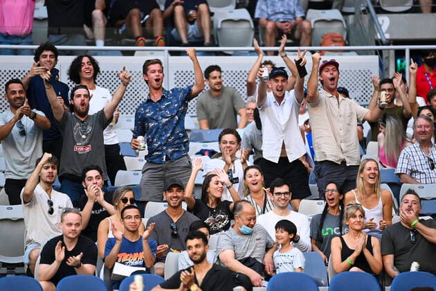 TENNIS AUSTRALIAN OPEN, Fans show support for Nick Kyrgios of Australia during his second Round Men s singles match against Ugo Humbert of France on Day 3 of the Australian Open at Melbourne Park in Melbourne, Wednesday, February 10, 2021. ( NO ARCHIVING, EDITORIAL USE ONLY, NO USE IN BOOKS WITHOUT CONSENT MELBOURNE VIC AUSTRALIA  Copyright: xDAVExHUNTx 20210210001519580495