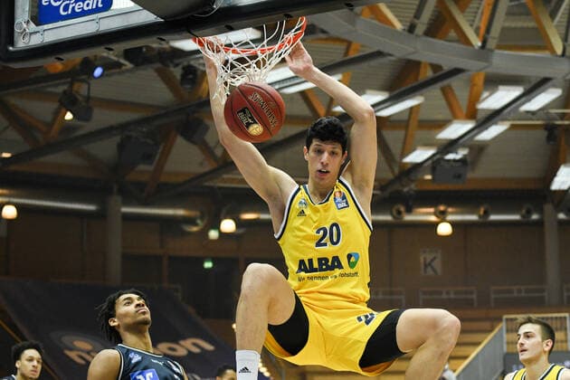 Simone Fontecchio ALBA Berlin at the basket, GER, HAKRO Merlins Crailsheim vs Alba Berlin, 09 02 2021, 17 Matchday easycredit Basketball Bundesliga, Season 2020 2021 GER, HAKRO Merlins Crailsheim vs Alba Berlin, 09 02 2021, 17 Matchday easycredit Basketball Bundesliga, Season 2020 2021 Crailsheim Copyright: xEibnerxPressefoto MichaelxMemmlerx EP_MMR