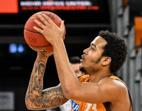 GER, BBL, ratiopharm ulm vs FC Bayern München Muenchen 09 02 2021, ratiopharm arena, Neu Ulm, GER, BBL, ratiopharm ulm vs FC Bayern München Muenchen, in picture Troy Caupain Ulm, 23 nordphoto.GmbHx xHafner nph00200