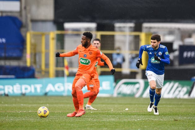 Wahi Sepe( Montpellier ) - MITROVIC Stefan ( Strasbourg ) - FOOTBALL : Strasbourg vs Montpellier - Coupe de France - Strasbourg - 10 02 2021 FedericoPestellini Panoramic 