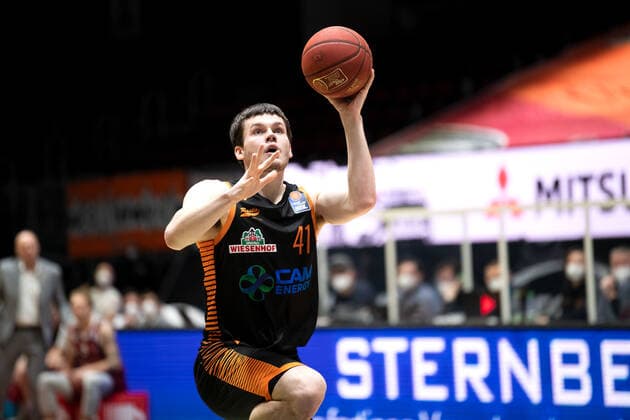 easycredit BBL season 2020 2021 17 matchday on 10 2 2021 NINERS Chemnitz vs RASTA Vechta Will Vorhess Rasta Vechta at the Korbleger fair Chemnitz