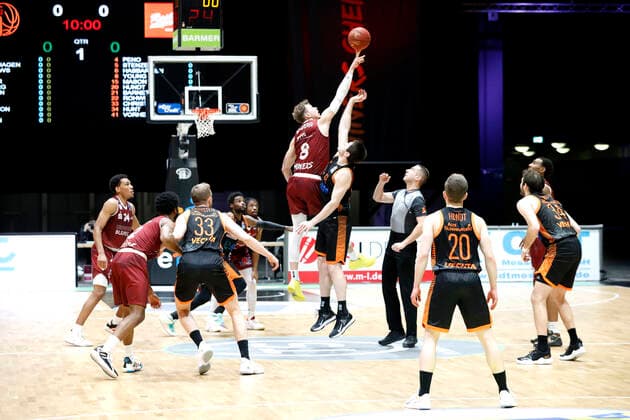10 02 2021, easyCredit Basketball Bundesliga, BBL, 2020 2021 season, men, Chemnitz Niners Rasta Vechta TippOff, Jan Niklas Wimberg, Niners Chemnitz Chemnitz Fair Chemnitz Saxony Germany