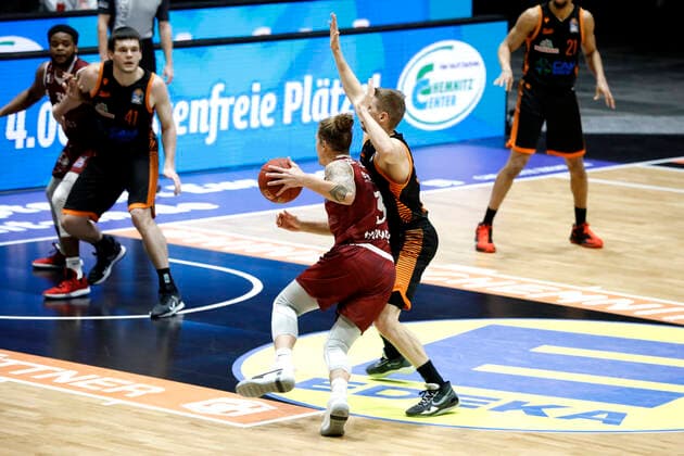 10 02 2021, easyCredit Basketball Bundesliga, BBL, season 2020 2021, men, Chemnitz Niners Rasta Vechta Malte Ziegenhagen, Niners Chemnitz Chemnitz Fair Chemnitz Saxony Germany