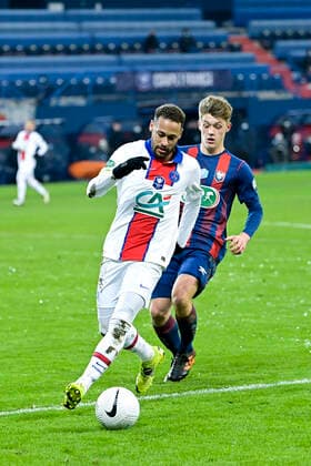 Fußball, Coupe de France, SM Caen - Paris St. Germain Neymar Jr (PSG) vs Johann Lepenant (Caen) FOOTBALL : SM Caen vs PSG - 1 32 de Finale - Coupe de France - 10 02 2021 JBAutissier Panoramic 