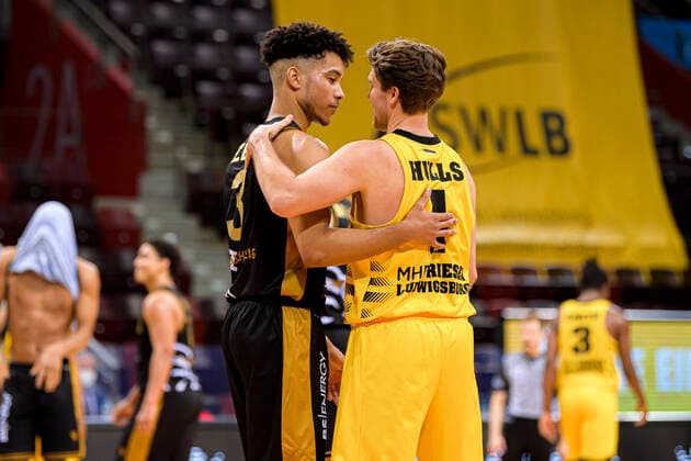 Ludwigsburg, Germany 10 February 2021 BBL 20 21 MHP Riesen Ludwigsburg vs Basketball Loewen Braunschweig Garai Zeeb Braunschweig , Jordan Hulls Ludwigsburg Ludwigsburg MHP Arena Baden Württemberg Germany.