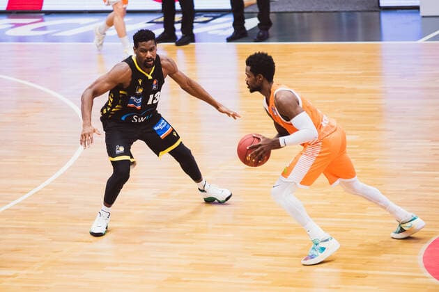 easyCredit BBL 18 Matchday RASTA Vechta vs MHP RIESEN Ludwigsburg, 12 02 2021 Yorman Polas Bartolo MHP RIESEN Ludwigsburg, 13 , Joshua Adam Young RASTA Vechta, 8 easyCredit BBL 18 Matchday RASTA Vechta vs MHP RIESEN Ludwigsburg on 12 02 2021 in Vechta RASTA Dome , Germany, Copyright: xBEAUTIFULxSPORTS Neddermannx