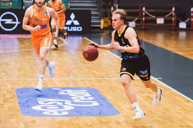 easyCredit BBL 18 Matchday RASTA Vechta vs MHP RIESEN Ludwigsburg, 12 02 2021 Lukas Herzog MHP RIESEN Ludwigsburg, 11 easyCredit BBL 18 Matchday RASTA Vechta vs MHP RIESEN Ludwigsburg on 12 02 2021 in Vechta RASTA Dome , Germany, Copyright: xBEAUTIFULxSPORTS Neddermannx