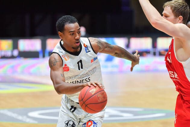 Chemnitz, Germany 12 February 2021 BBL 2020 2021 Niners Chemnitz vs Brose Bamberg Isiaha Mike Chemnitz , Copyright: xFotostandx xDostmannx