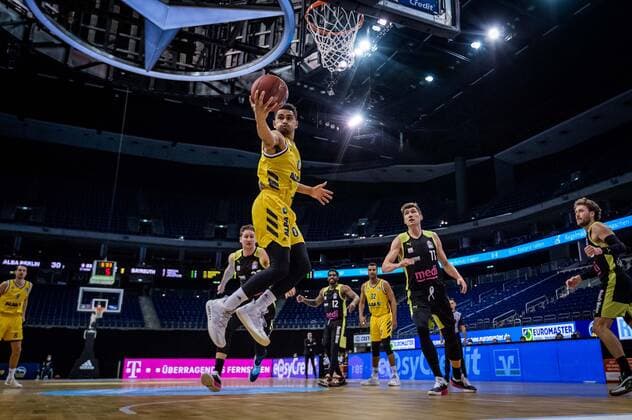 Basketball Berlin12 02 2021 Season 2020 2021 BBL 1 Bundesliga easyCredit BBL Alba Berlin medi Bayreuth Maodo Lo Alba Berlin, No 00