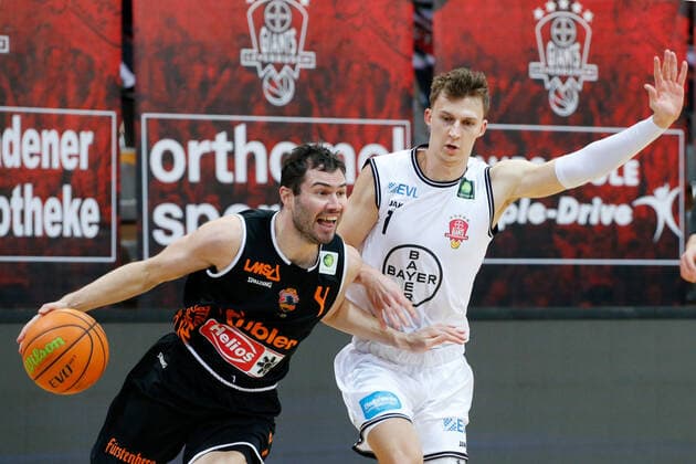Leverkusen, Germany 13 February 2021 2 BBL Pro A 2020 2021 Bayer Giants Leverkusen vs Wiha Panthers Schwenningen v li in the duel Ivan Mikulic Wiha Panthers and Garrit Dressler Bayer Giants Leverkusen Ostermann Arena Nordrhein Westfalen Copyright: xFotostandx xvanxderxVeldenx
