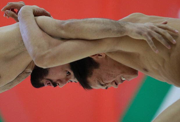 Bilder des Jahres 2021, Sport 02 Februar Sport Themen der Woche KW06 Sport Bilder des Tages KAZAN, RUSSIA - FEBRUARY 14, 2021: Sumo wrestlers in their men s match at the 2021 Russian Sumo Championship at Ak Bars Wrestling Palace. There are over 6,000 sumo wrestlers in Russia. Yegor Aleyev TASS  TS0F6BC3