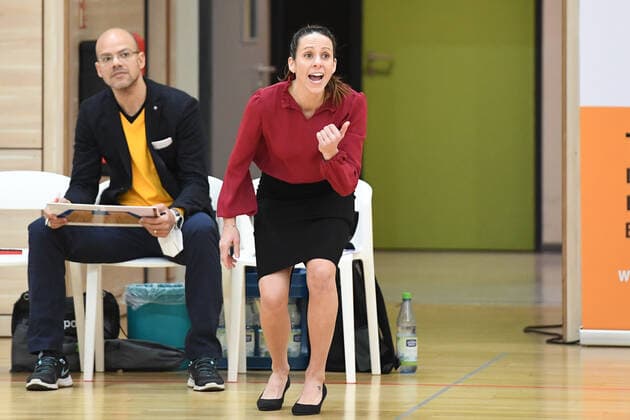 Halle, Germany 14 February 2021 1 BBL Women 2020 2021 Gisa Lions SV Halle vs TSV Wasserburg Coach Sidney Marie Parsons Wasserburg Erdgas Sportarena Sachsen Anhalt Copyright: xFotostandx xxBallaschx