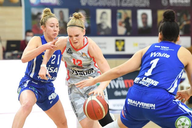 Basketball, Women, DBBL, GISA Lions SV Halle - TSV Wasserburg