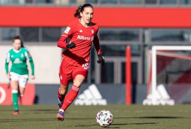 14 02 2021, xcex, GER, Muenchen, FC Bayern Campus, Frauenfussball, 1 Bundesliga, DIE LIGA, FLYERALARM Frauen Bundesliga Saison 2020 2021, Spieltag 13, FC Bayern Muenchen FCB SV Werder Bremen SVW Ivana Rudelic FCB , Freisteller DFL regulations prohibit any use of photographs as image sequences and or quasi video