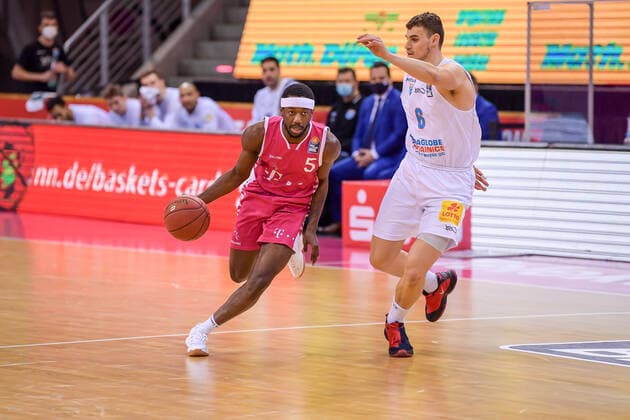 easyCredit BBL, Telekom Baskets Bonn vs Syntainics MBC, 14 02 2021 Josh Hagins Telekom Baskets Bonn 5 , easyCredit BBL, Telekom Baskets Bonn vs Syntainics MBC on 14 02 2021 at Telekom Dome Bonn, Bonn Nordrhein Westfalen Copyright: xBEAUTIFULxSPORTS Mueller-Laschetx