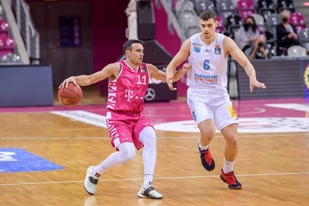 easyCredit BBL, Telekom Baskets Bonn vs Syntainics MBC, 14 02 2021 Anthony DiLeo Telekom Baskets Bonn 11 , Marko Krstanovic Syntainics MBC 6 , easyCredit BBL, Telekom Baskets Bonn vs Syntainics MBC on 14 02 2021 at Telekom Dome Bonn, Bonn Nordrhein Westfalen Copyright: xBEAUTIFULxSPORTS Mueller-Laschetx