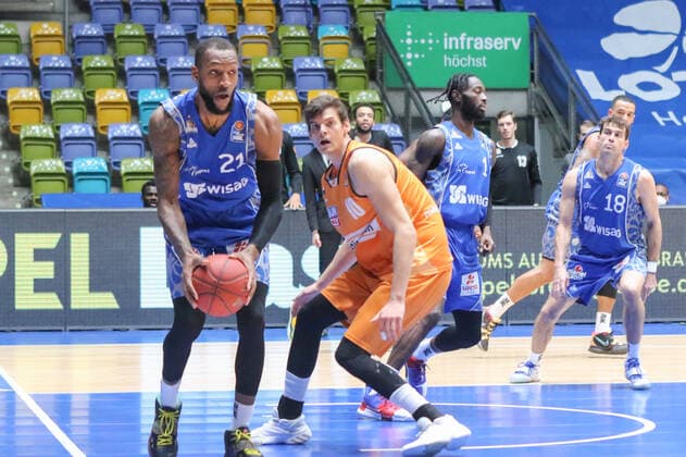 Basketball Bundesliga,Fraport Skyliners ratiopharm Ulm,2021 02 14,GER, im Murphy Kamari, Fraport Skyliners, 21 ,Philipps Christoph, ratiopharm Ulm, 10 , ,Eibner Pressefoto Uli Scherbaum Fraport Skyliners ratiopharm Ulm Frankfurt Copyright: xEibner-Pressefoto UlrichxScherbax EP_usm
