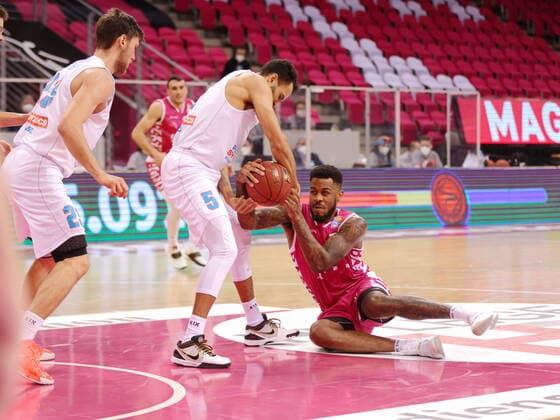 James Thompson IV Telekom Baskets Bonn vs David Brembley Syntainics MBC easyCredit BBL 1 Bundesliga , Season 2020 2021 , Matchday 19