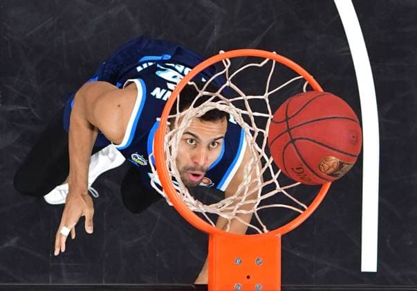 BAMBERG 14 02 2021 Basketball easycredit 1 Basketball Bundesliga 19 matchday Brose Bamberg vs Alba Berlin Johannes Thiemann 43, Alba Berlin tracks the ball he throws with his eyes Photo Hans Martin Issler isslerimages Brose Bamberg vs Alba Berlin